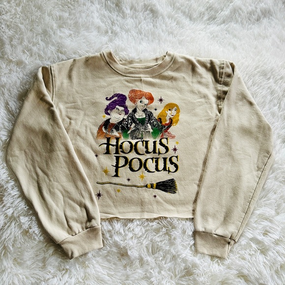 Disney Hocus Pocus Sweatshirt Crewneck Crop spell on you Sanderson Sisters Sz L - Picture 3 of 10